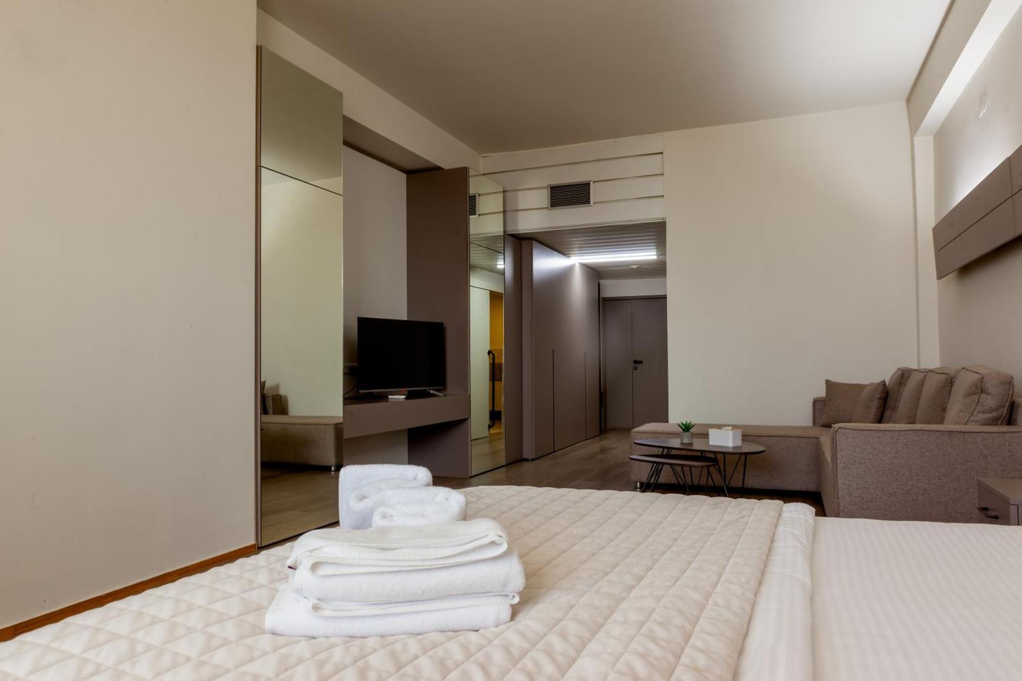 Cross Resort Hotel Jerevan Eksteriør billede