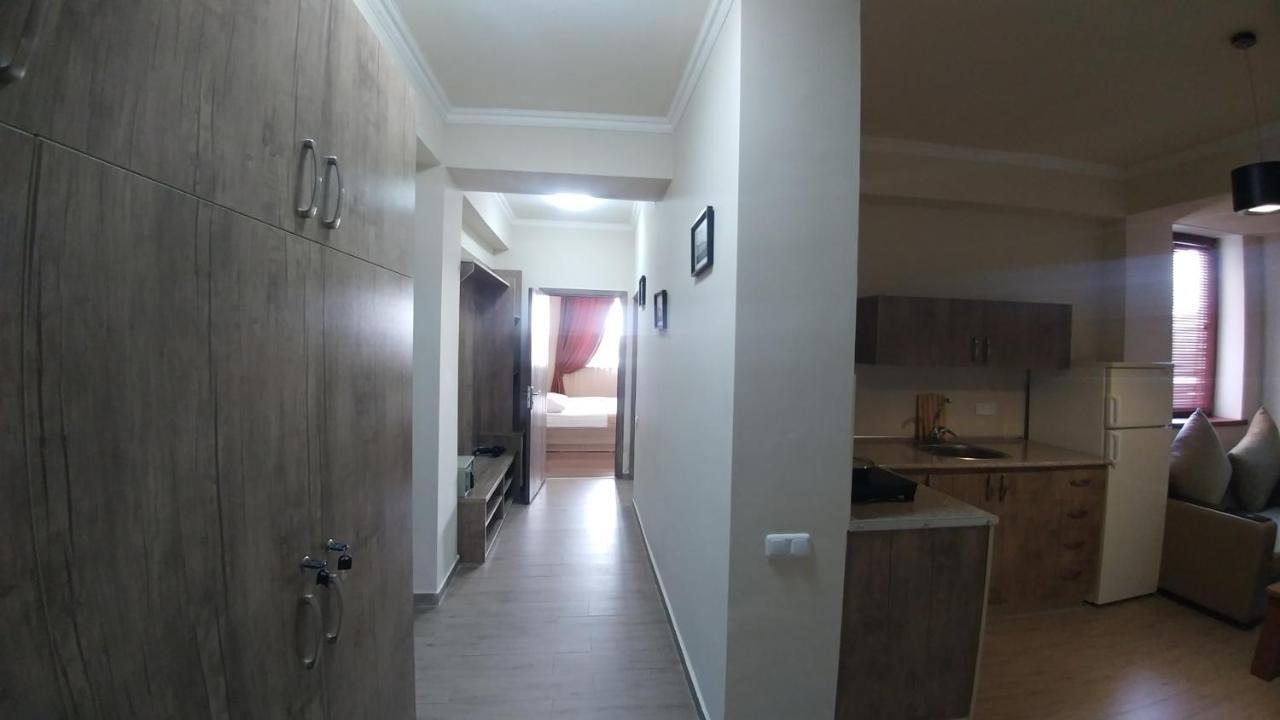 Cross Resort Hotel Jerevan Eksteriør billede